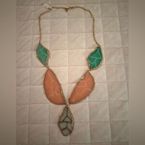 NWT BTB The Houston Statement Necklace